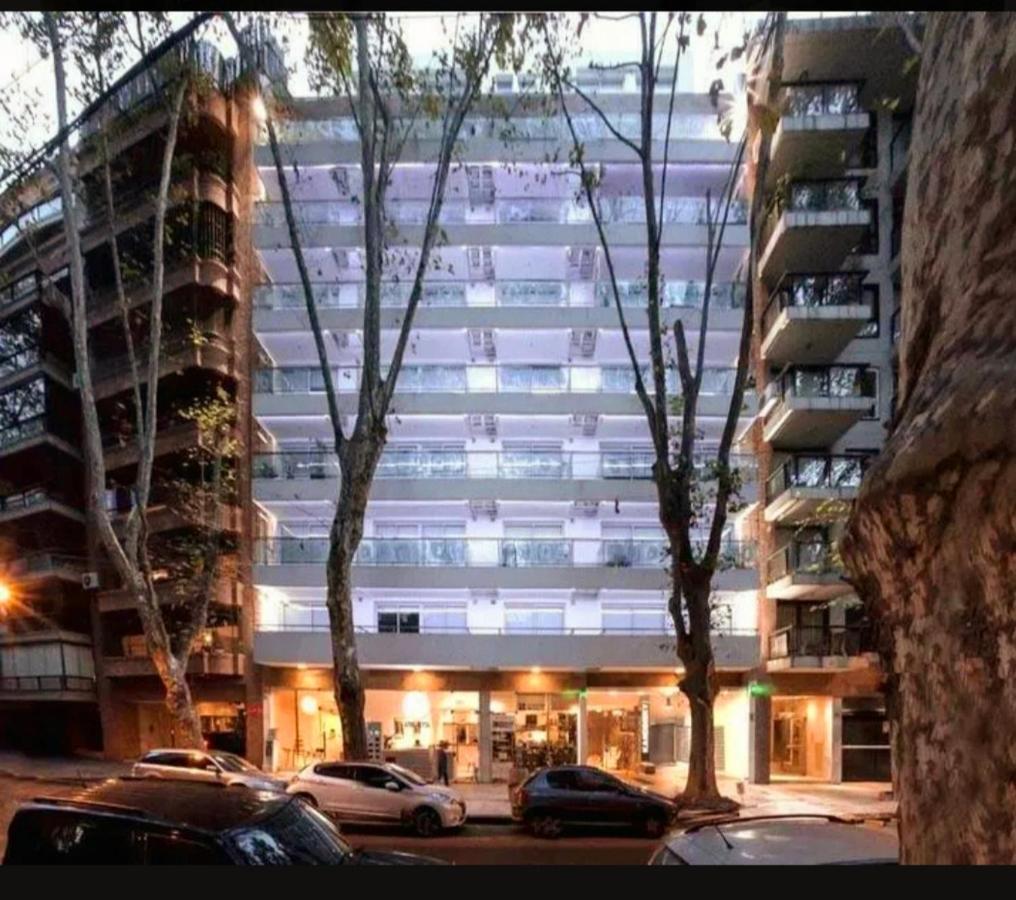 Monoambiente Super Amplio Y Comodo, Ideal Para Explorar La Ciudad 布宜诺斯艾利斯 外观 照片