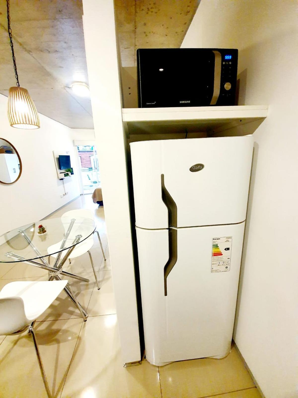 Monoambiente Super Amplio Y Comodo, Ideal Para Explorar La Ciudad 布宜诺斯艾利斯 外观 照片