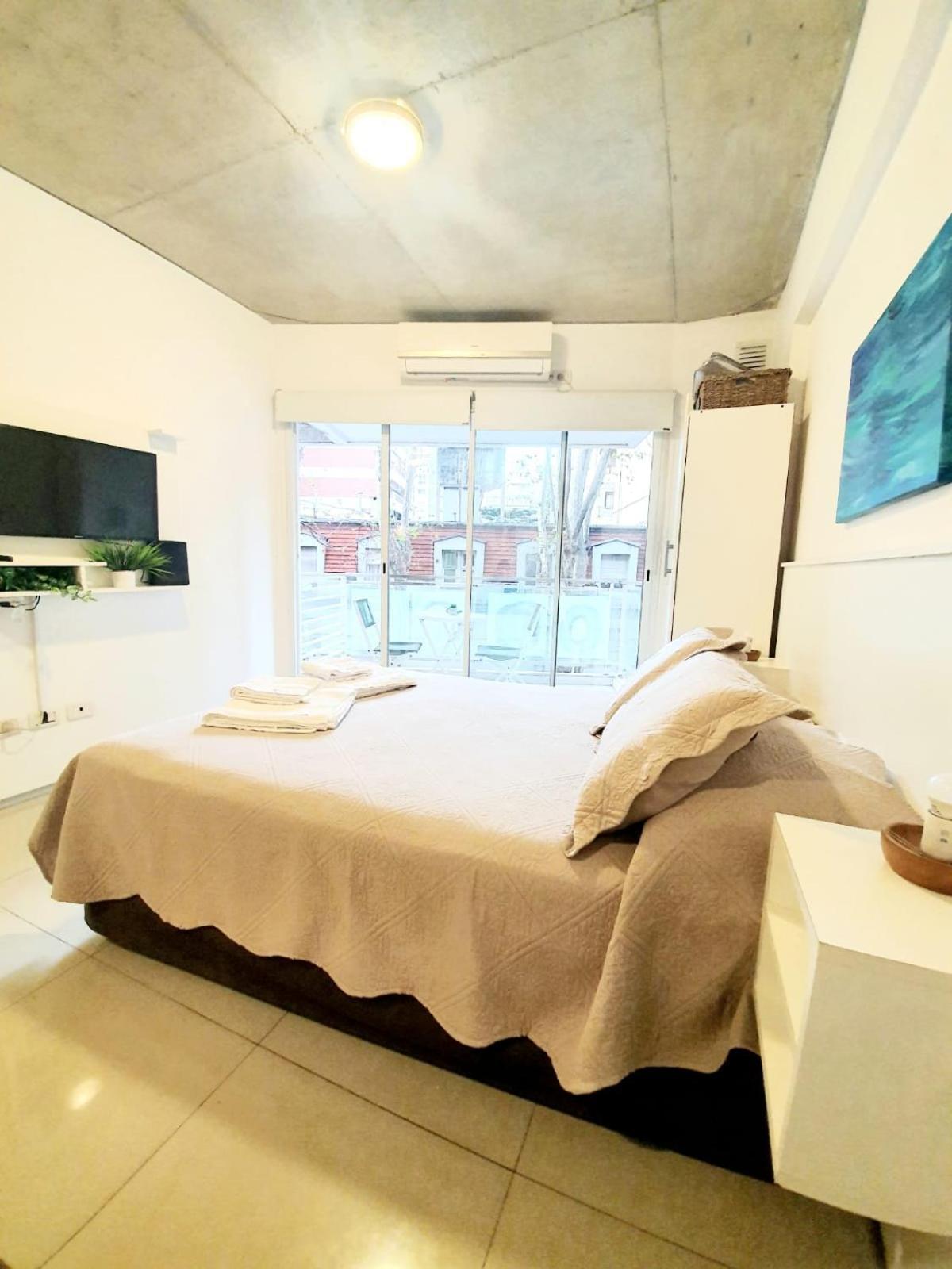 Monoambiente Super Amplio Y Comodo, Ideal Para Explorar La Ciudad 布宜诺斯艾利斯 外观 照片